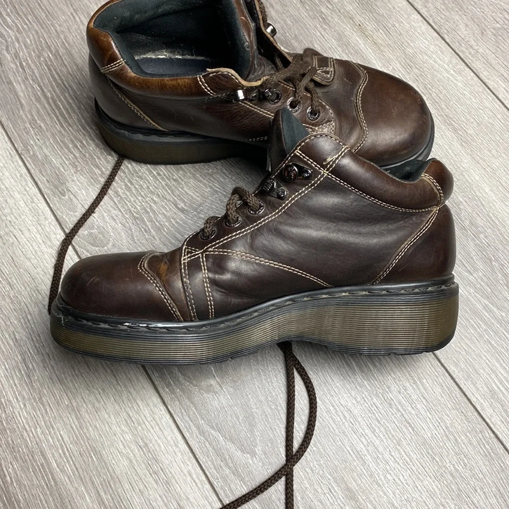 DrMartens, Men’s size 9 boots - Picture 5 of 11
